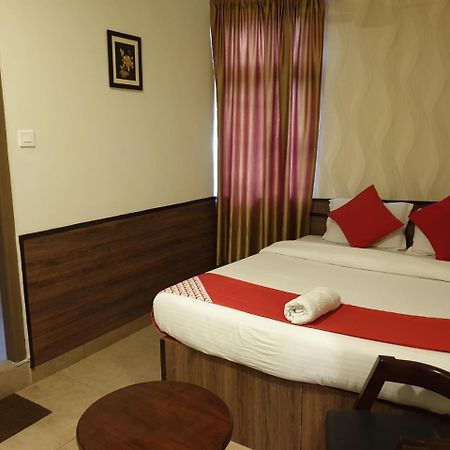 Hotel Indiana Shillong Dış mekan fotoğraf