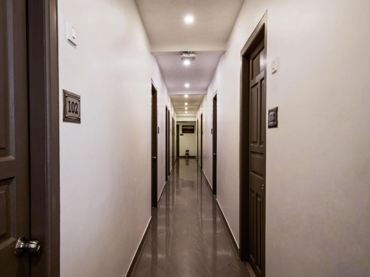 Hotel Indiana Shillong Dış mekan fotoğraf